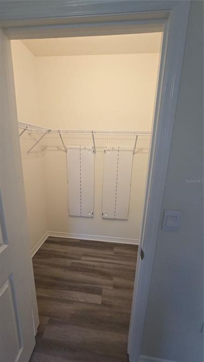 For Sale: $275,000 (3 beds, 2 baths, 1695 Square Feet)