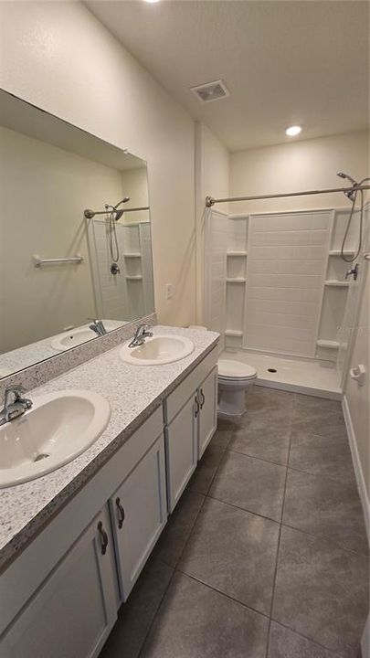 For Sale: $275,000 (3 beds, 2 baths, 1695 Square Feet)