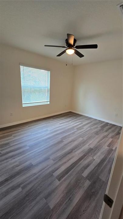 For Sale: $275,000 (3 beds, 2 baths, 1695 Square Feet)