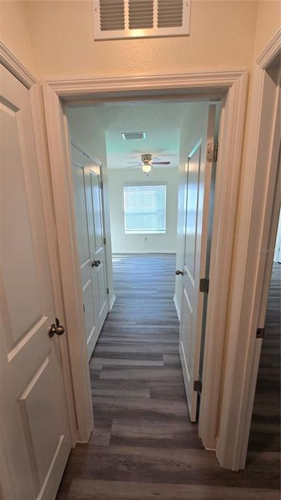 For Sale: $275,000 (3 beds, 2 baths, 1695 Square Feet)