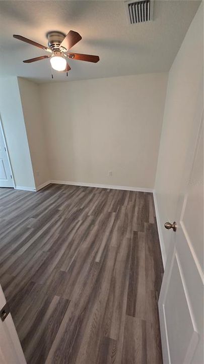 For Sale: $275,000 (3 beds, 2 baths, 1695 Square Feet)