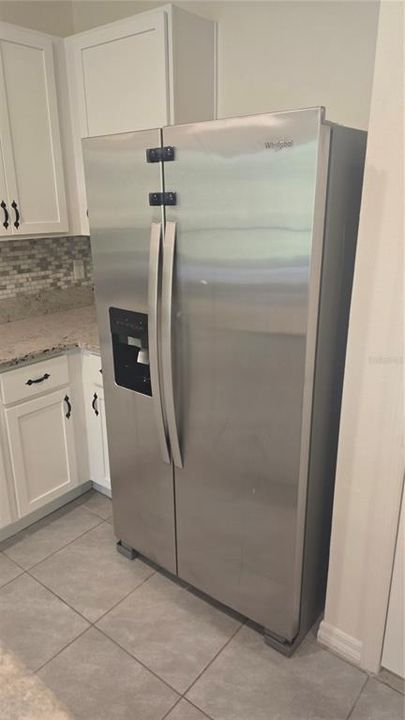 For Sale: $275,000 (3 beds, 2 baths, 1695 Square Feet)