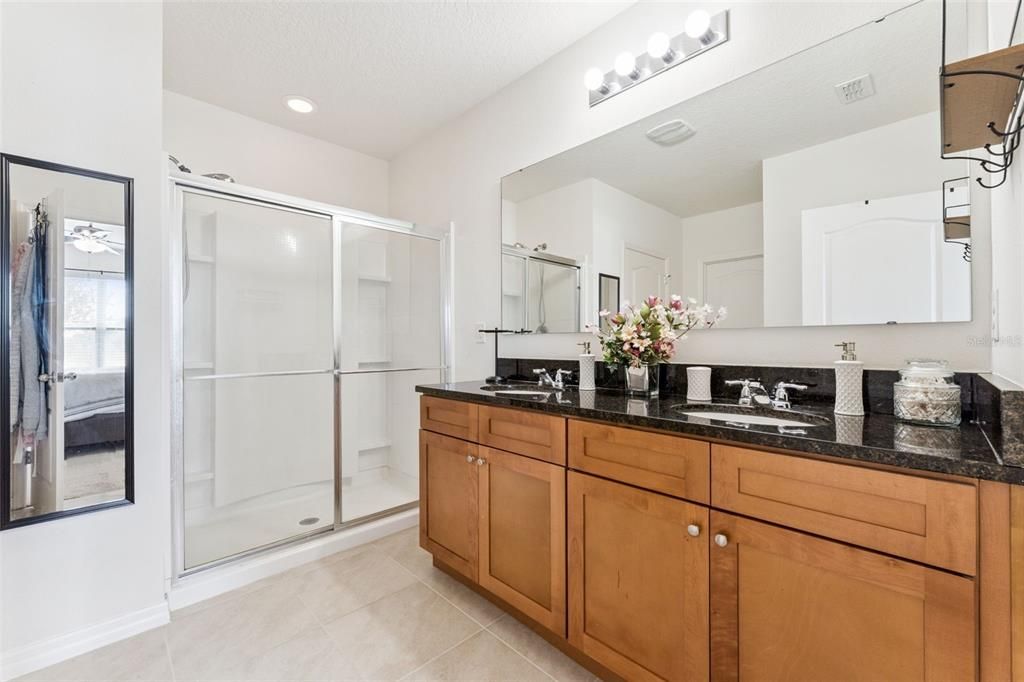 En Venta: $360,000 (4 camas, 2 baños, 1846 Pies cuadrados)