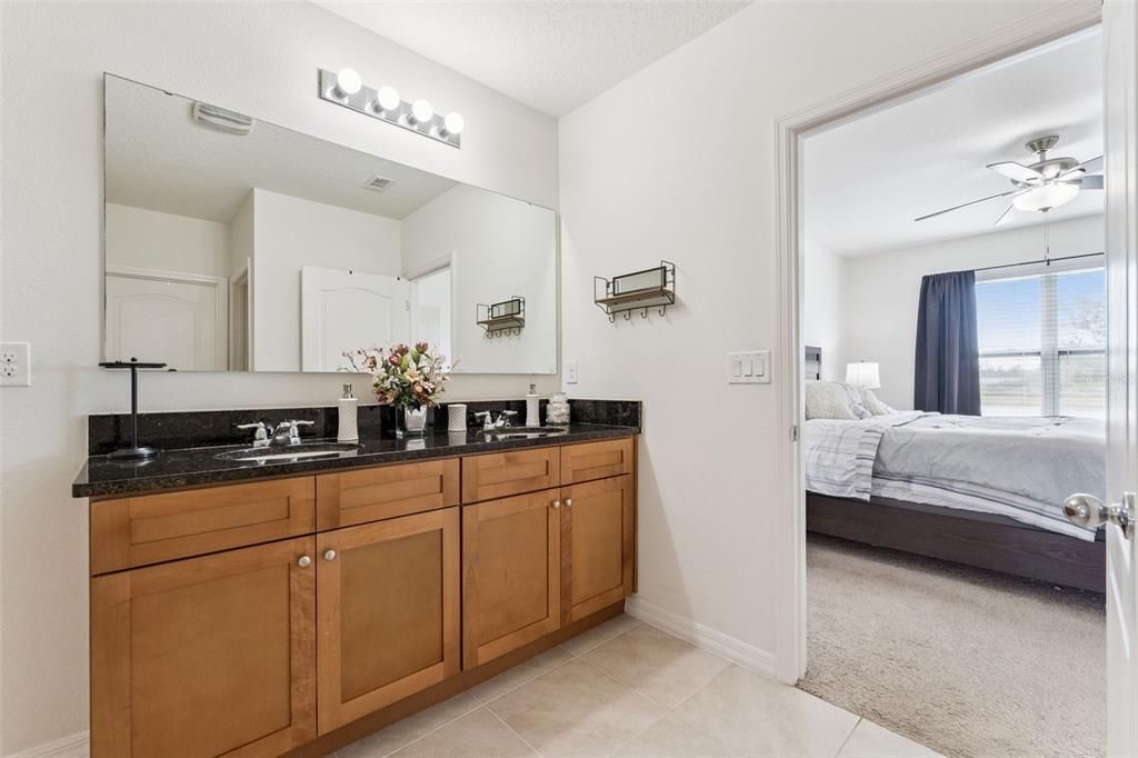 En Venta: $360,000 (4 camas, 2 baños, 1846 Pies cuadrados)