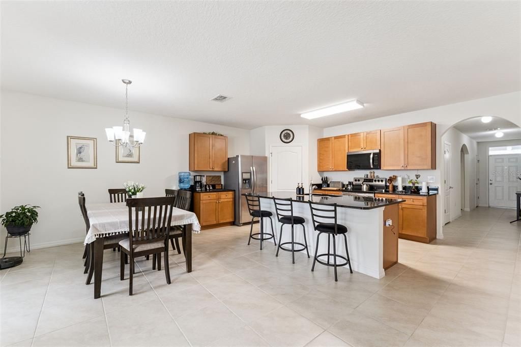 En Venta: $360,000 (4 camas, 2 baños, 1846 Pies cuadrados)