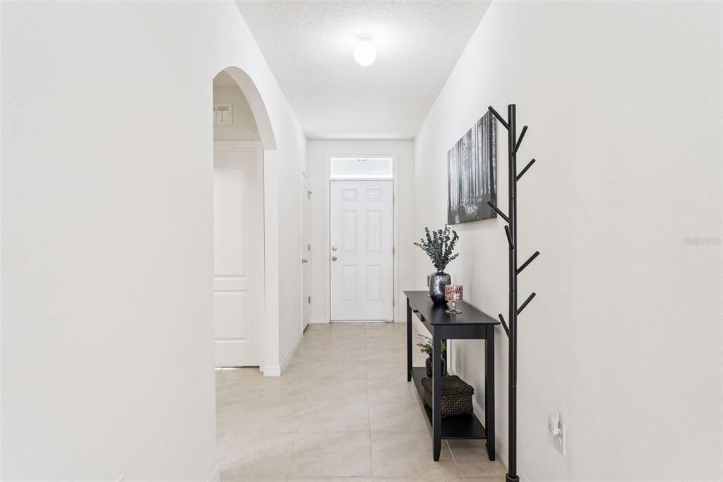 En Venta: $360,000 (4 camas, 2 baños, 1846 Pies cuadrados)