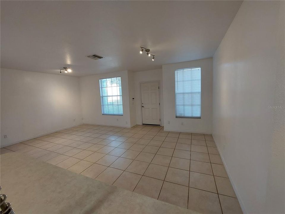For Rent: $1,775 (3 beds, 2 baths, 1440 Square Feet)