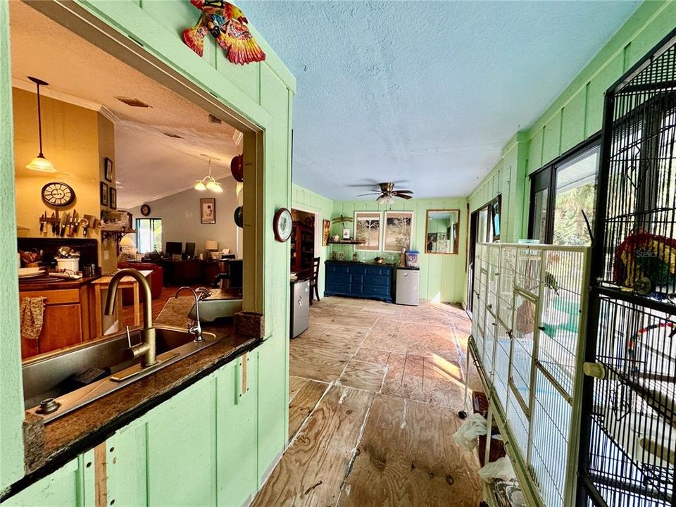 待售: $474,900 (2 贝兹, 2 浴室, 1717 平方英尺)