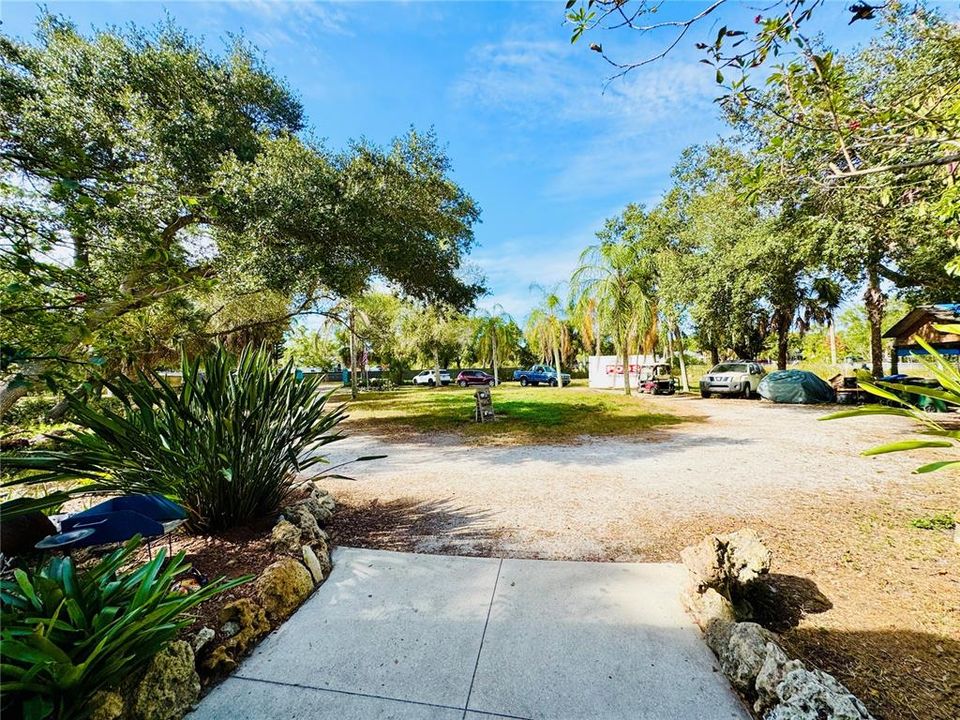 待售: $474,900 (2 贝兹, 2 浴室, 1717 平方英尺)