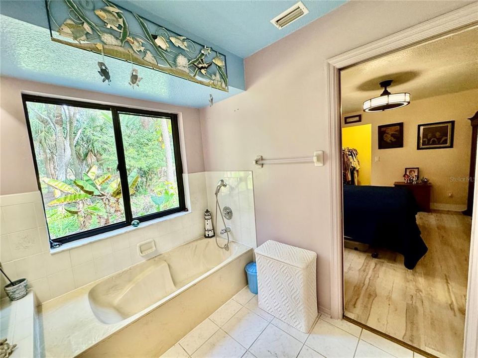 待售: $474,900 (2 贝兹, 2 浴室, 1717 平方英尺)