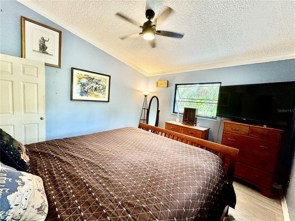 待售: $474,900 (2 贝兹, 2 浴室, 1717 平方英尺)