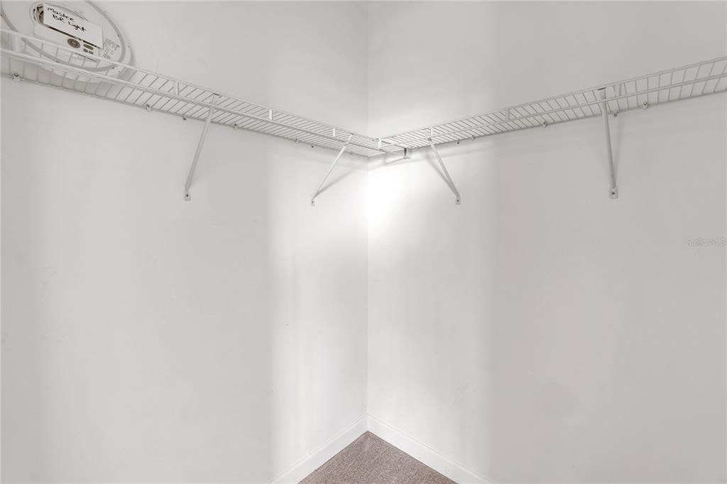 待售: $639,950 (3 贝兹, 3 浴室, 1840 平方英尺)