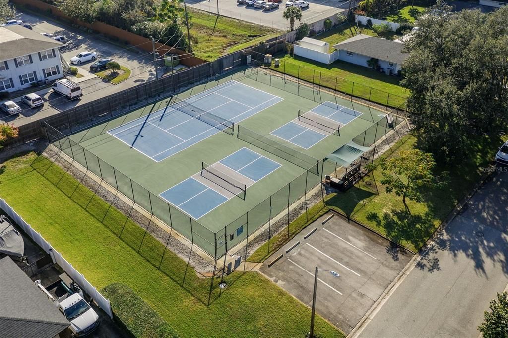 For Sale: $689,900 (4 beds, 3 baths, 2071 Square Feet)