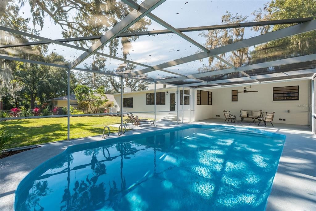 For Sale: $689,900 (4 beds, 3 baths, 2071 Square Feet)