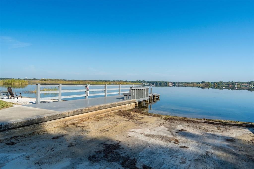 For Sale: $689,900 (4 beds, 3 baths, 2071 Square Feet)