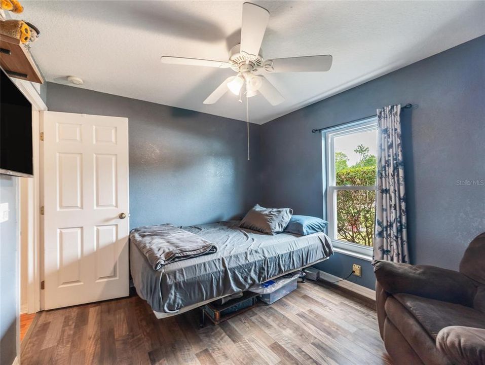 待售: $279,300 (3 贝兹, 2 浴室, 1551 平方英尺)