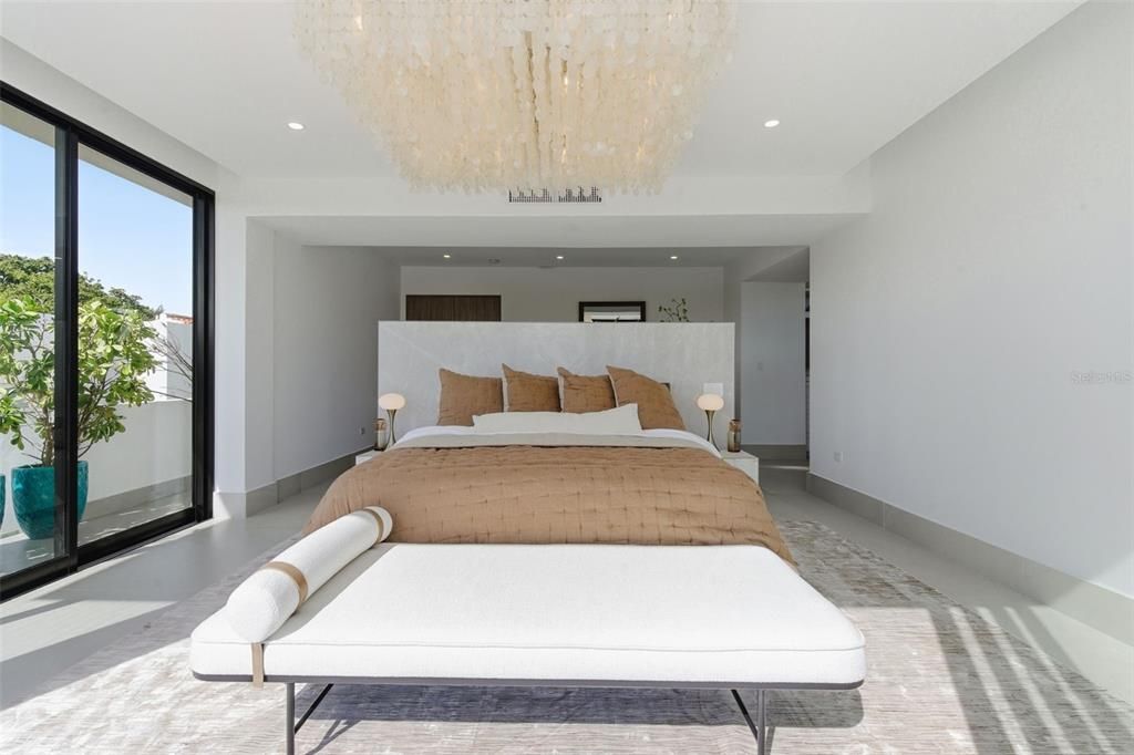 待售: $8,400,000 (6 贝兹, 6 浴室, 6625 平方英尺)