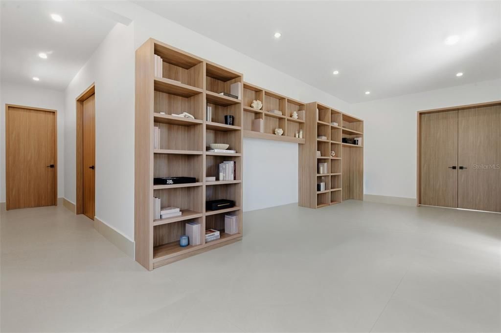 待售: $8,400,000 (6 贝兹, 6 浴室, 6625 平方英尺)