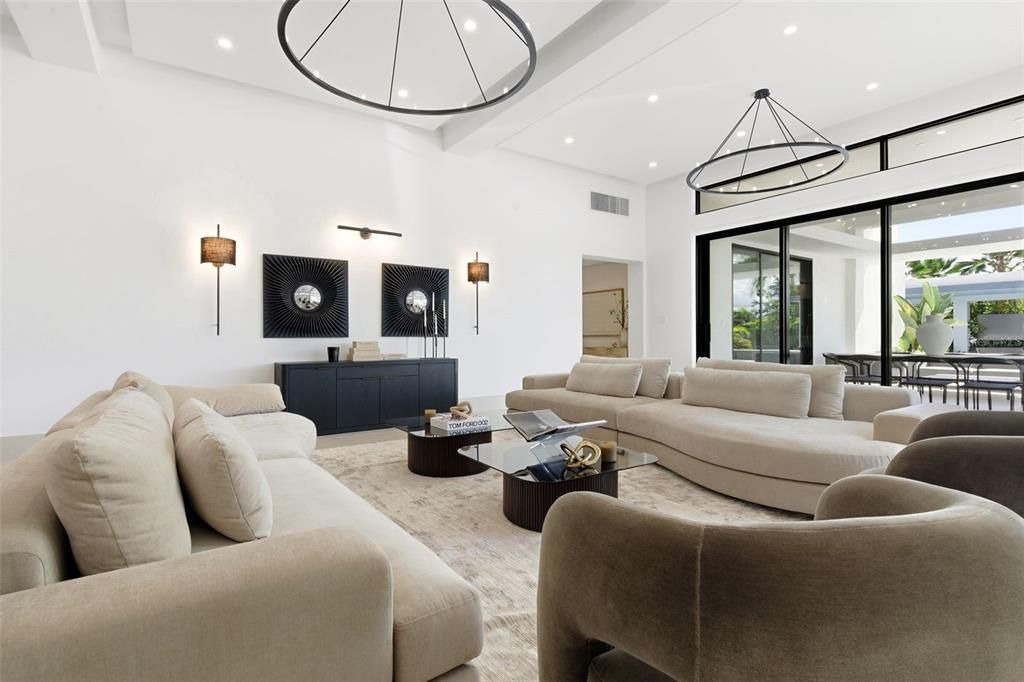 待售: $8,400,000 (6 贝兹, 6 浴室, 6625 平方英尺)