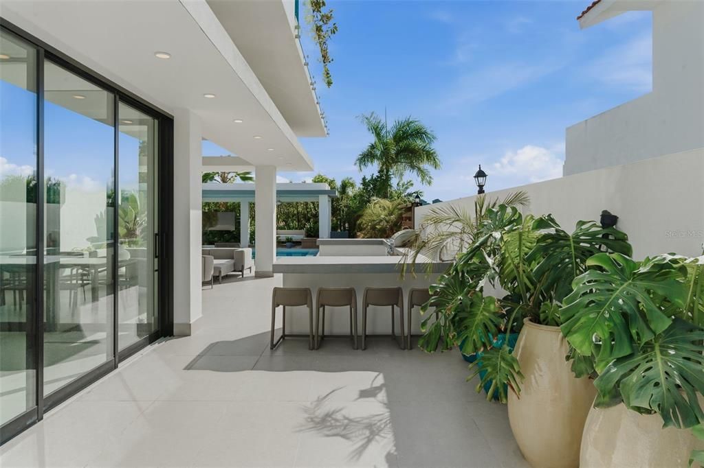 待售: $8,400,000 (6 贝兹, 6 浴室, 6625 平方英尺)