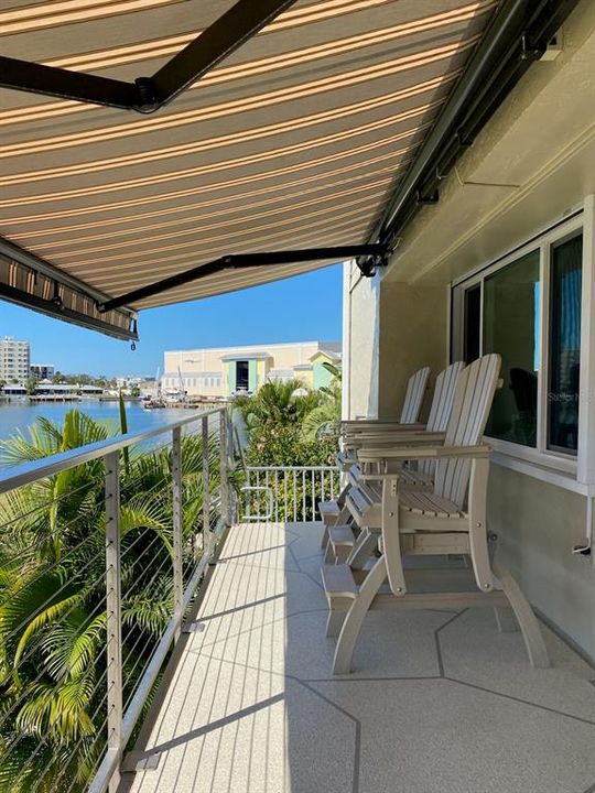 На продажу: $749,000 (2 спален, 2 ванн, 1755 Квадратных фут)