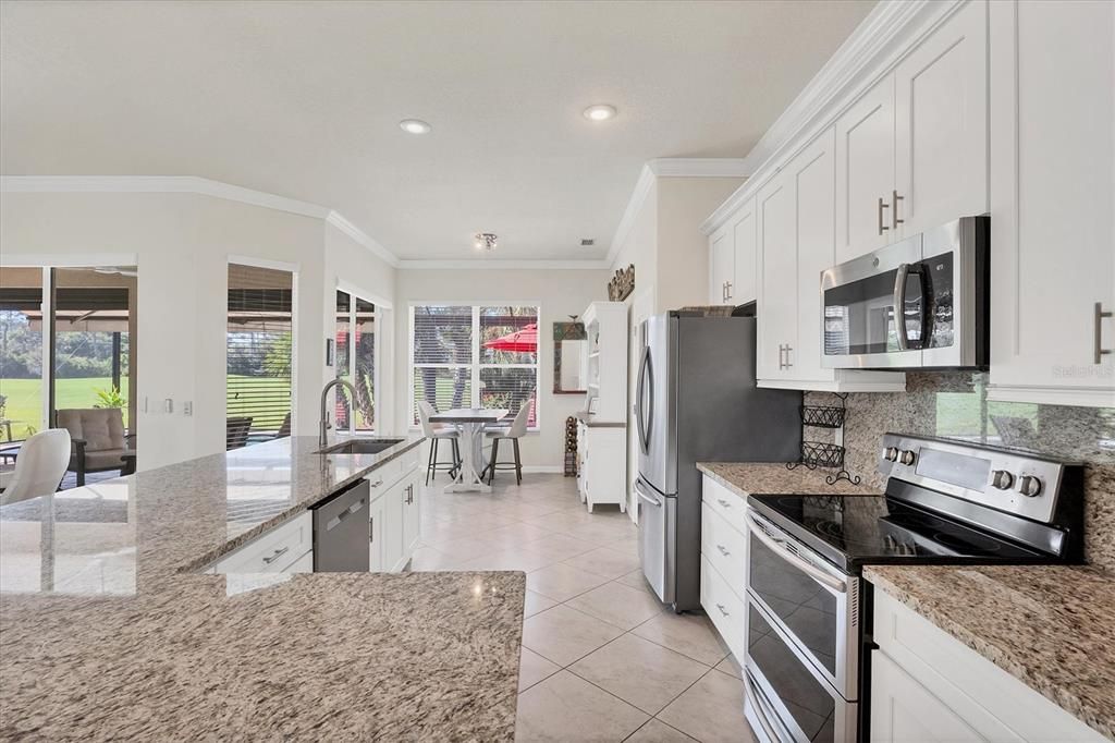 Под контрактом: $729,000 (3 спален, 2 ванн, 1926 Квадратных фут)