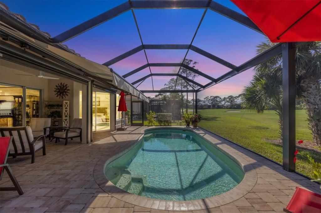 Под контрактом: $729,000 (3 спален, 2 ванн, 1926 Квадратных фут)