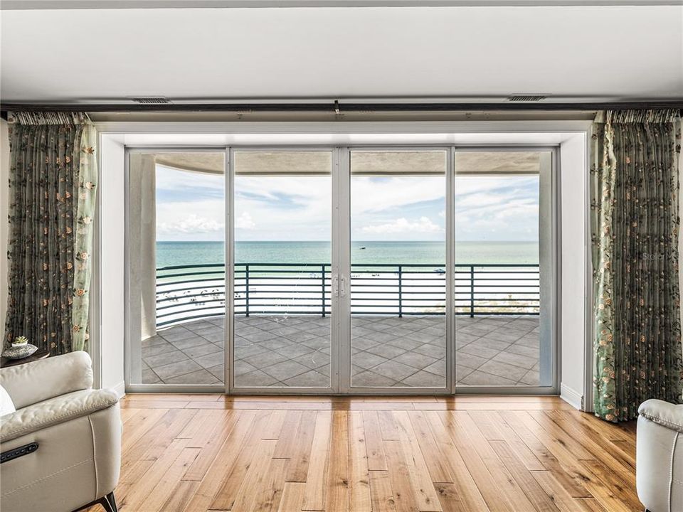 待售: $3,995,000 (3 贝兹, 3 浴室, 4245 平方英尺)