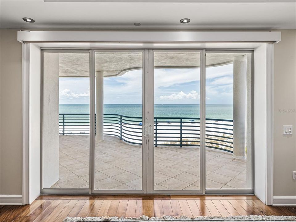 待售: $3,995,000 (3 贝兹, 3 浴室, 4245 平方英尺)