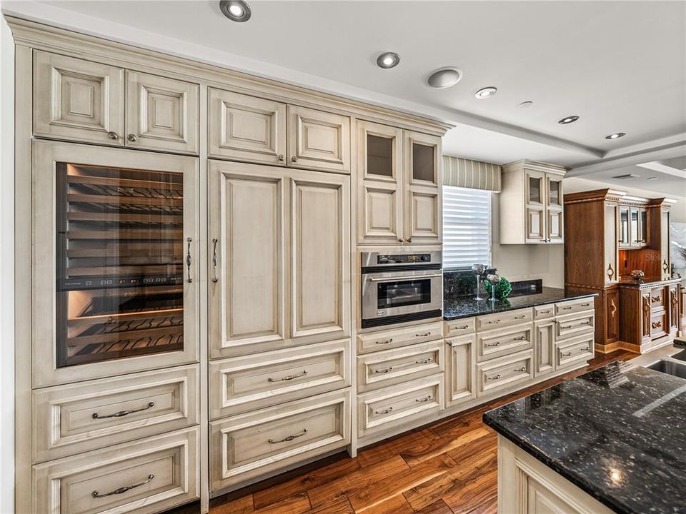 待售: $3,995,000 (3 贝兹, 3 浴室, 4245 平方英尺)