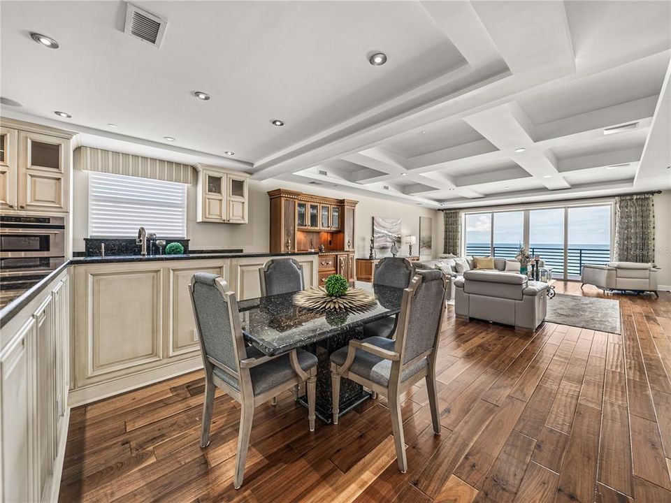 待售: $3,995,000 (3 贝兹, 3 浴室, 4245 平方英尺)