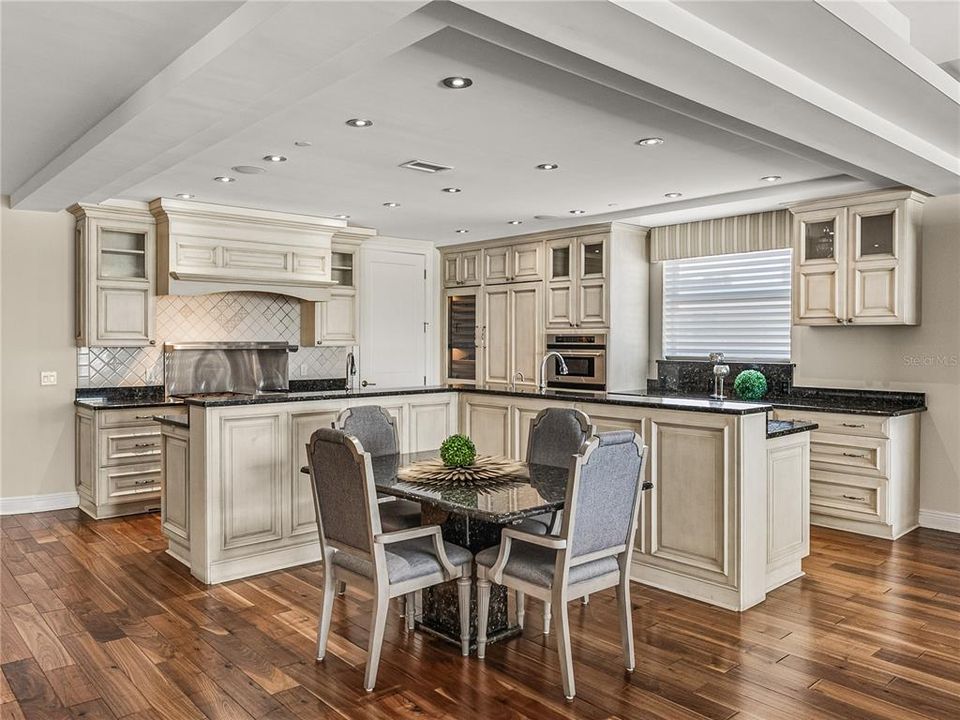 待售: $3,995,000 (3 贝兹, 3 浴室, 4245 平方英尺)