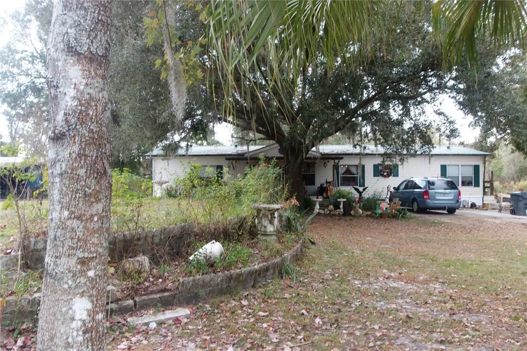 For Sale: $289,900 (3 beds, 2 baths, 1782 Square Feet)
