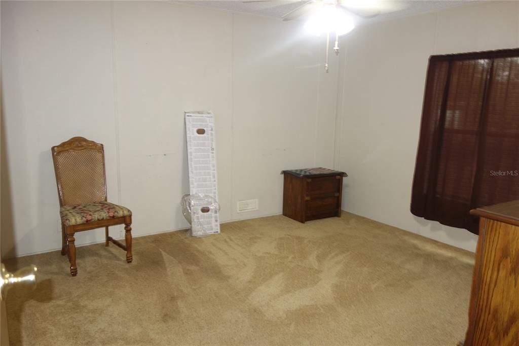 For Sale: $289,900 (3 beds, 2 baths, 1782 Square Feet)