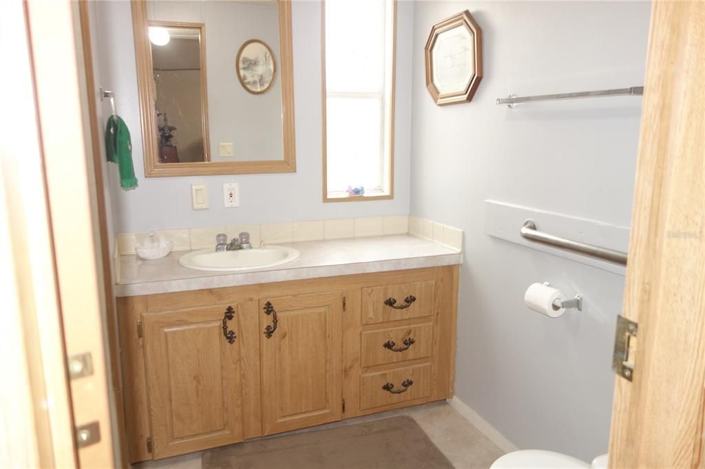 For Sale: $289,900 (3 beds, 2 baths, 1782 Square Feet)