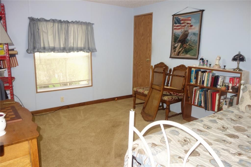 For Sale: $289,900 (3 beds, 2 baths, 1782 Square Feet)