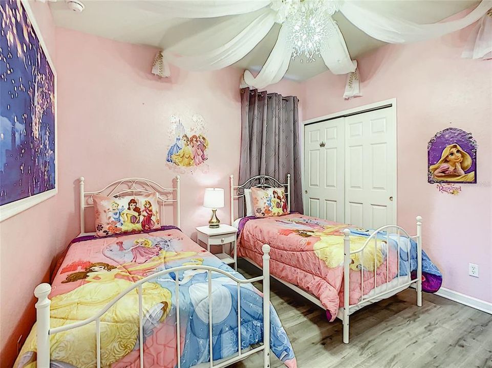 For Sale: $610,000 (4 beds, 4 baths, 1824 Square Feet)