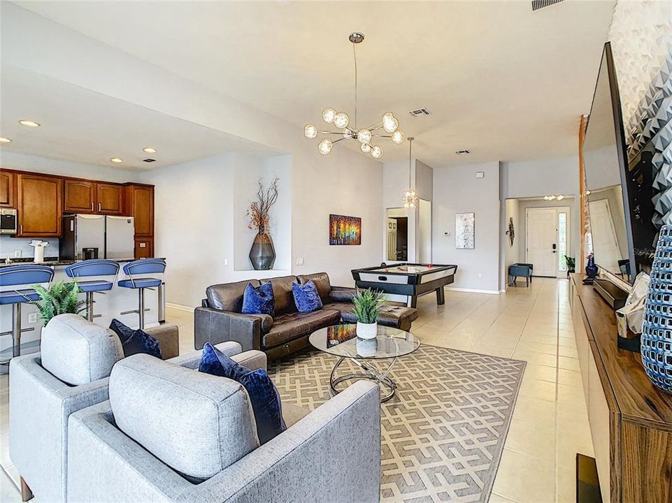 For Sale: $610,000 (4 beds, 4 baths, 1824 Square Feet)