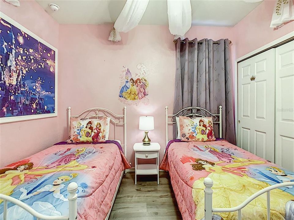 For Sale: $610,000 (4 beds, 4 baths, 1824 Square Feet)