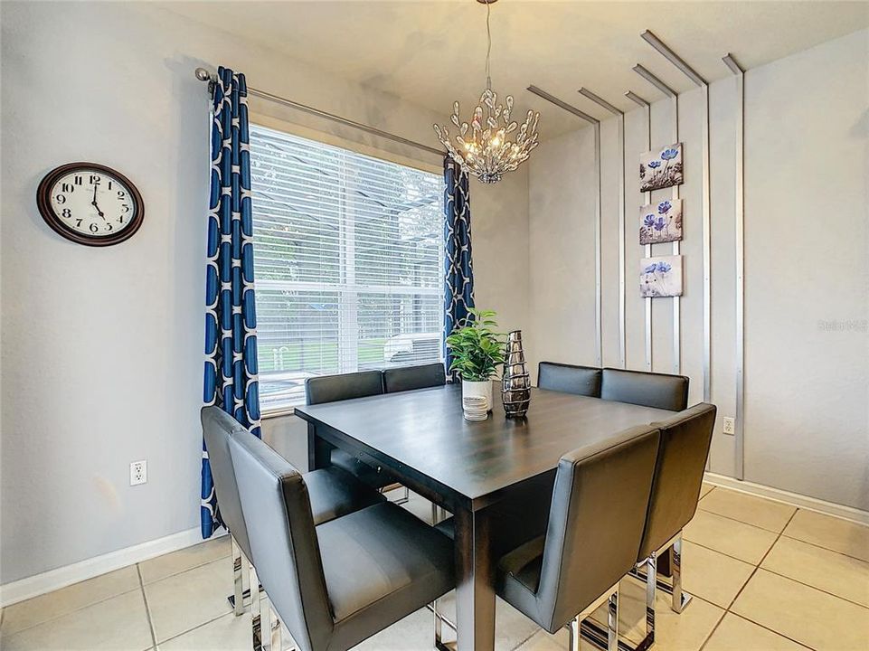 For Sale: $610,000 (4 beds, 4 baths, 1824 Square Feet)