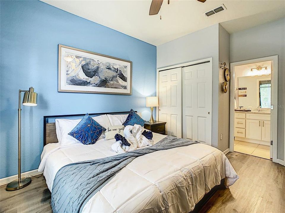 For Sale: $610,000 (4 beds, 4 baths, 1824 Square Feet)