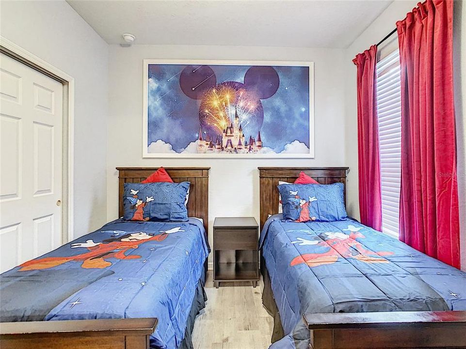 For Sale: $610,000 (4 beds, 4 baths, 1824 Square Feet)