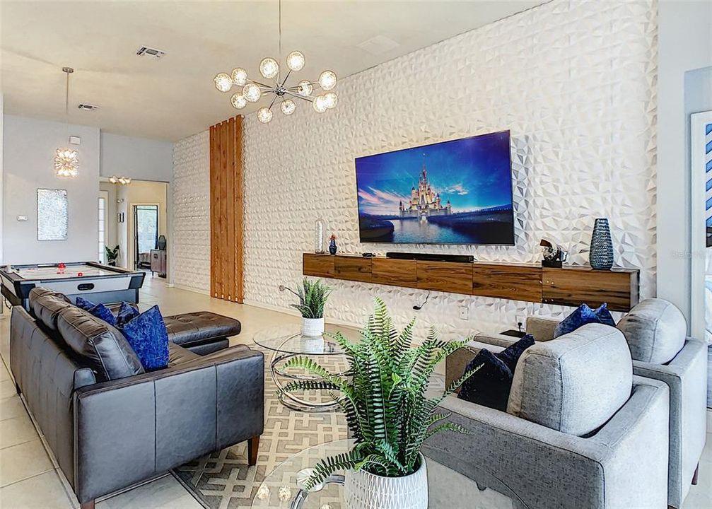 For Sale: $610,000 (4 beds, 4 baths, 1824 Square Feet)