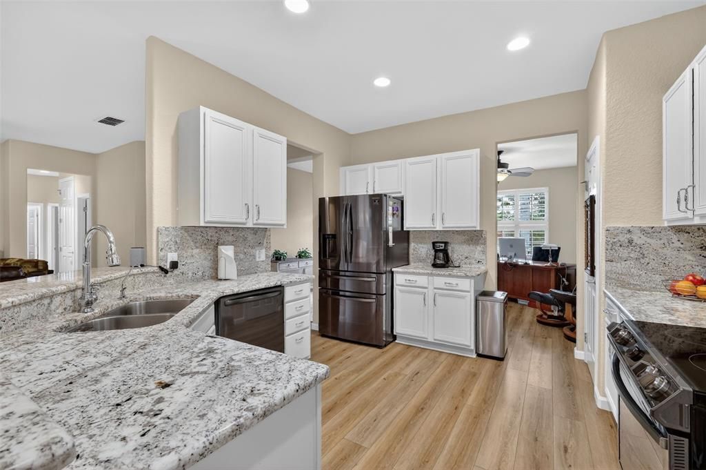 En Venta: $495,000 (3 camas, 2 baños, 1958 Pies cuadrados)