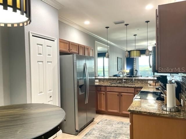 For Rent: $4,500 (2 beds, 2 baths, 1121 Square Feet)