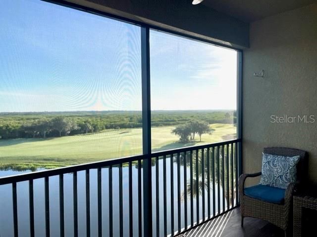 For Rent: $4,500 (2 beds, 2 baths, 1121 Square Feet)