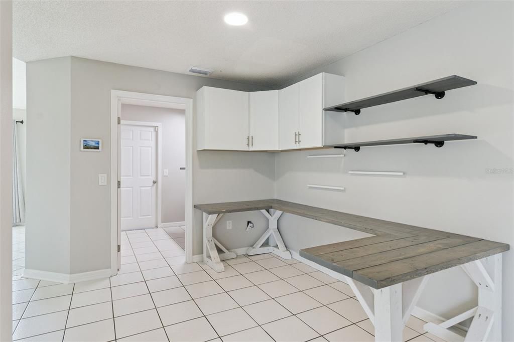 待售: $490,000 (5 贝兹, 3 浴室, 2732 平方英尺)