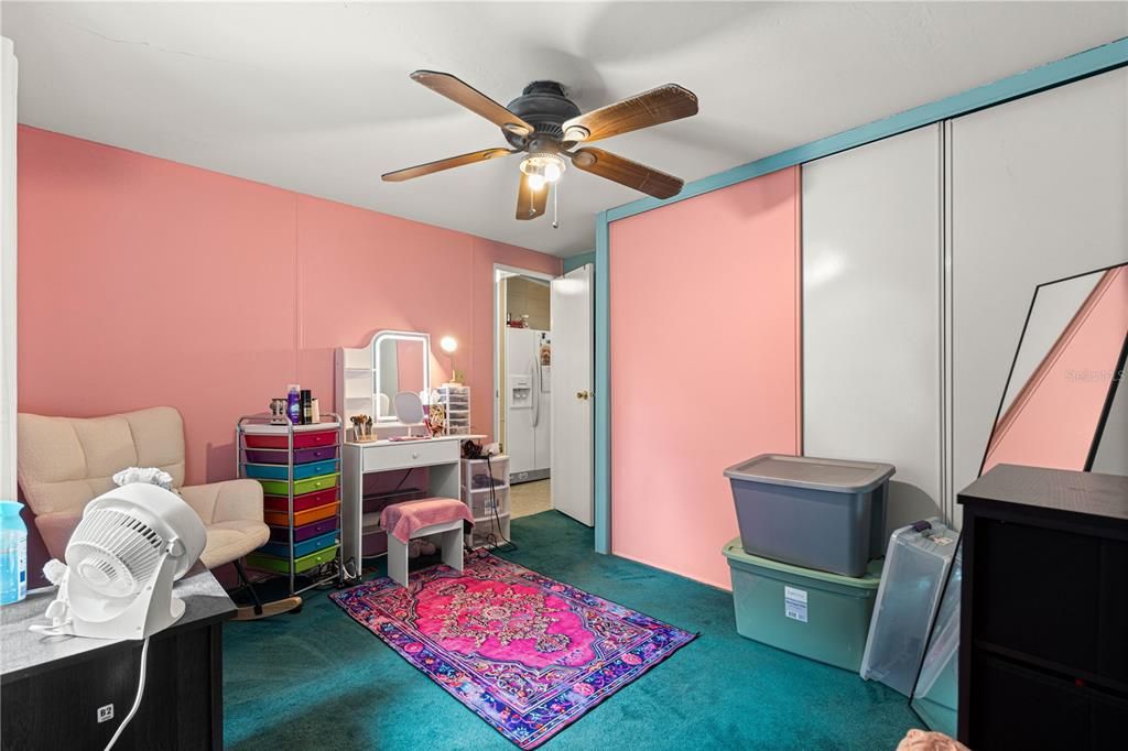 For Sale: $149,900 (2 beds, 2 baths, 1056 Square Feet)