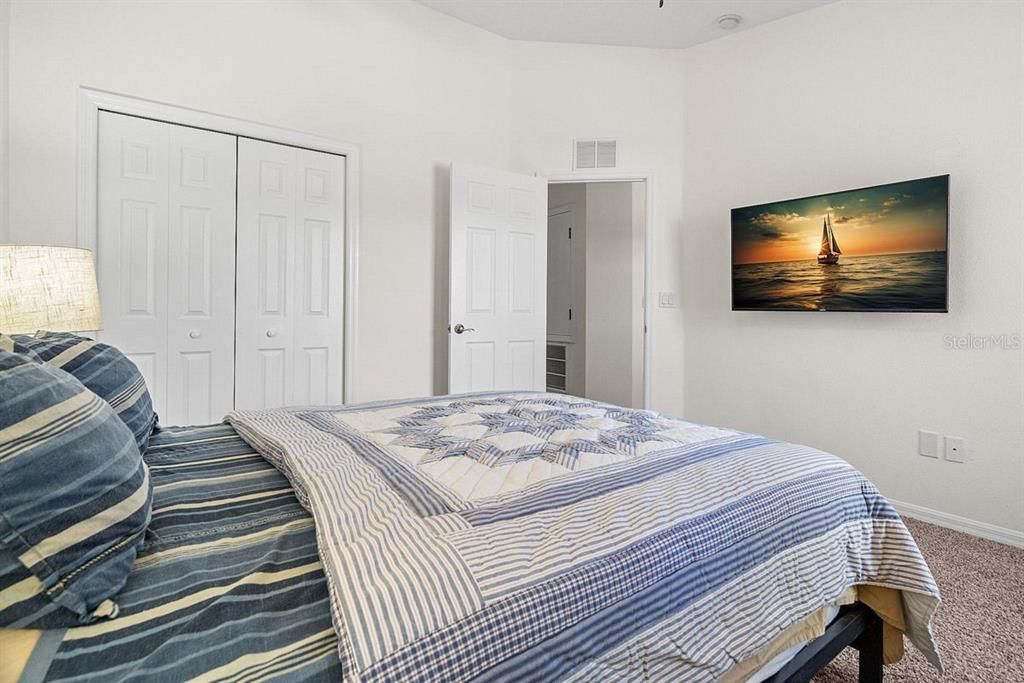 En Venta: $299,900 (2 camas, 2 baños, 1378 Pies cuadrados)