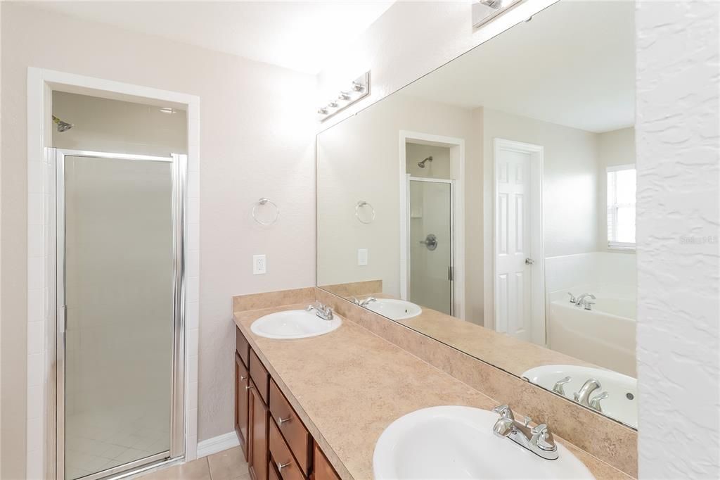 出租: $2,025 (3 贝兹, 2 浴室, 1951 平方英尺)